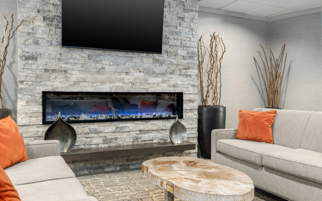 photo 3 of Holiday Inn Hotel & Suites Des Moines - Northwest by IHG