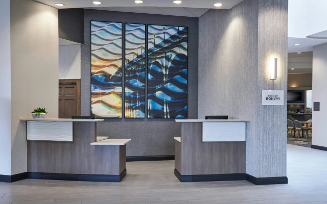 photo 2 of Delta Hotels by Marriott Detroit Novi