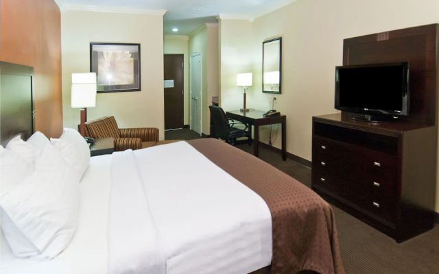 photo 5 of Wyndham Lake Charles Hotel