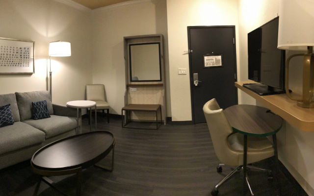 photo 3 of Holiday Inn & Suites McKinney - N Allen by IHG