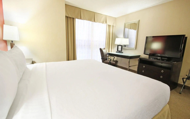 photo 2 of Sawgrass Grand Hotel and Suites Sports Complex