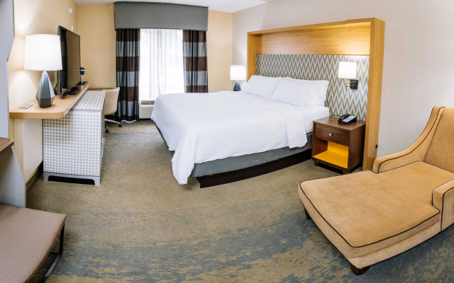 photo 3 of Holiday Inn Hotel & Suites Stockbridge / Atlanta I-75 by IHG