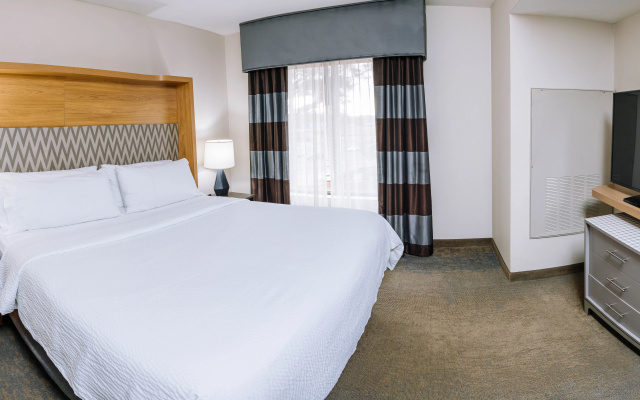 photo 4 of Holiday Inn Hotel & Suites Stockbridge / Atlanta I-75 by IHG