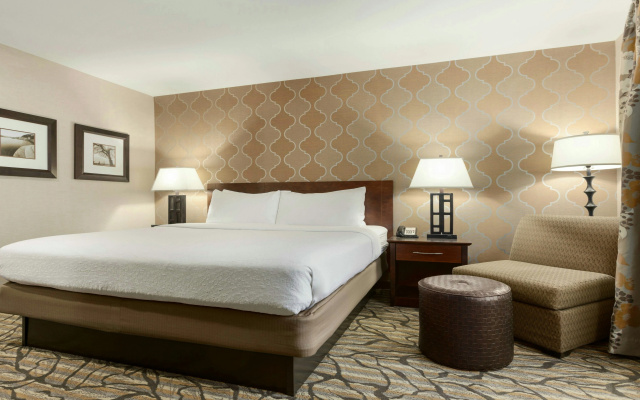 photo 5 of Holiday Inn Hotel & Suites Williamsburg-Historic Gateway by IHG