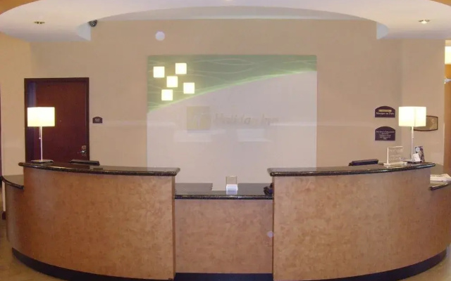 photo 2 of Holiday Inn Hotel and Suites Rogers Pinnacle Hills