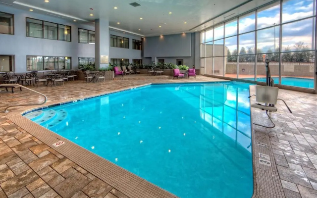 photo 2 of Holiday Inn Decatur