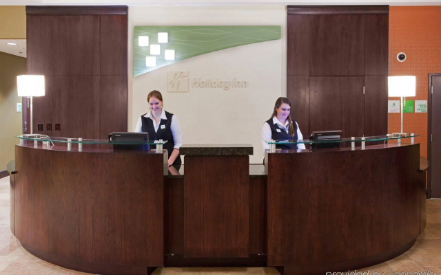 photo 5 of Holiday Inn & Suites Denver Airport