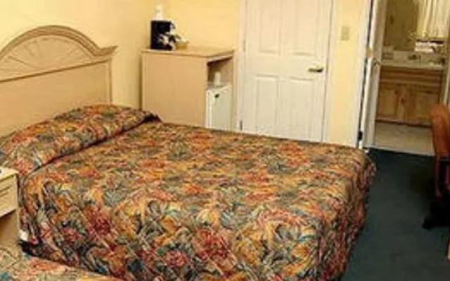 photo 2 of Holiday Inn Hotel & Suites Harbours