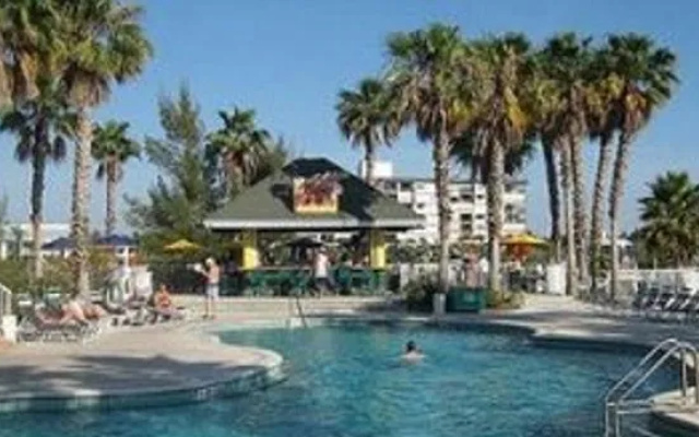 photo 5 of Holiday Inn Hotel & Suites Harbours