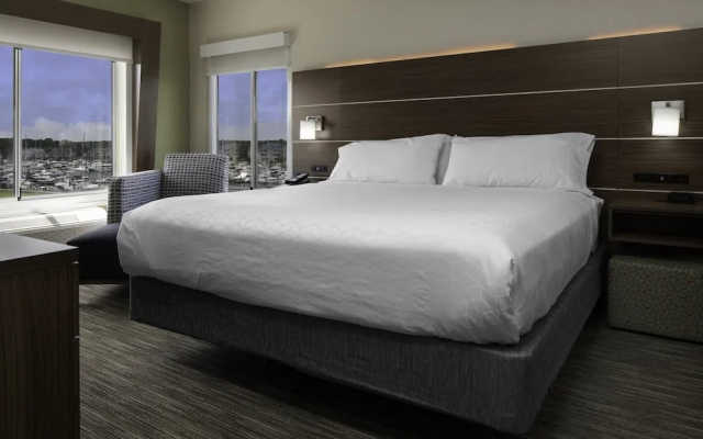 photo 5 of Holiday Inn Express North Myrtle Beach - Little River by IHG