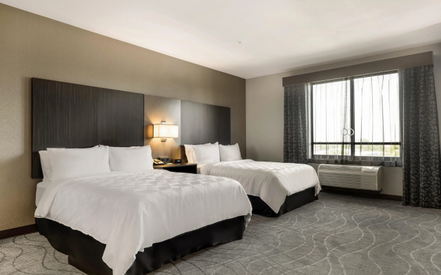 photo 4 of Holiday Inn & Suites Silicon Valley - Milpitas by IHG