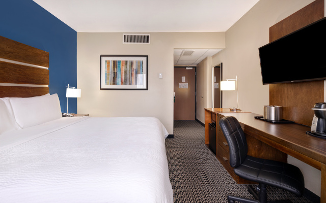 photo 3 of Holiday Inn Houston Downtown by IHG