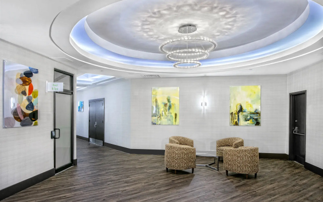 photo 2 of Holiday Inn Houston South West Highway 59