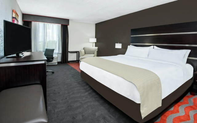 photo 4 of Wyndham Houston Sugarland