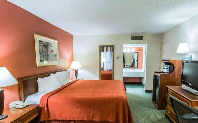 photo 3 of Stayable Suites Jacksonville West