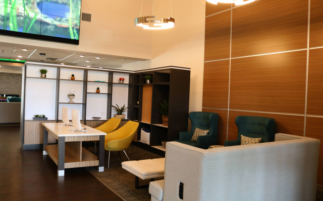 photo 2 of Holiday Inn Jonesboro by IHG