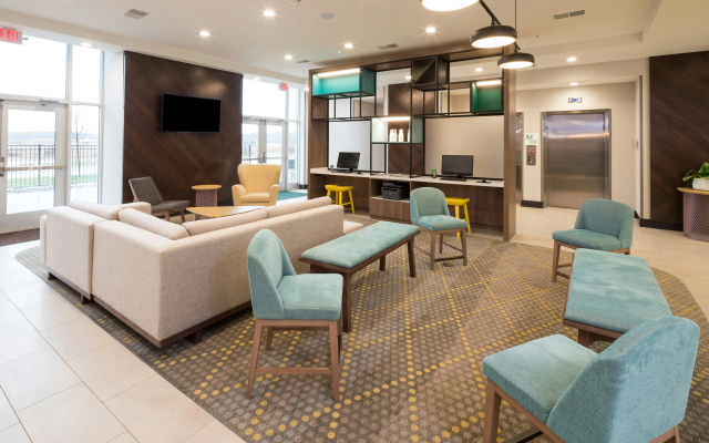 photo 2 of Holiday Inn Kalamazoo West by IHG