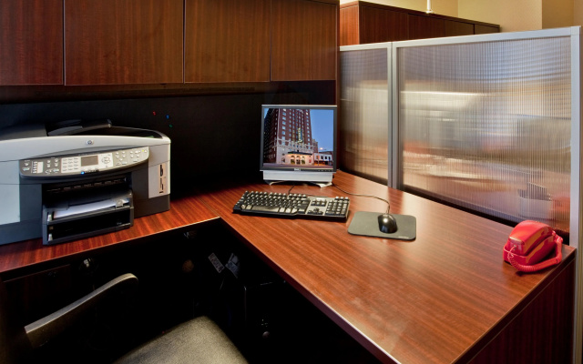 photo 3 of Holiday Inn Kansas City Downtown - Aladdin