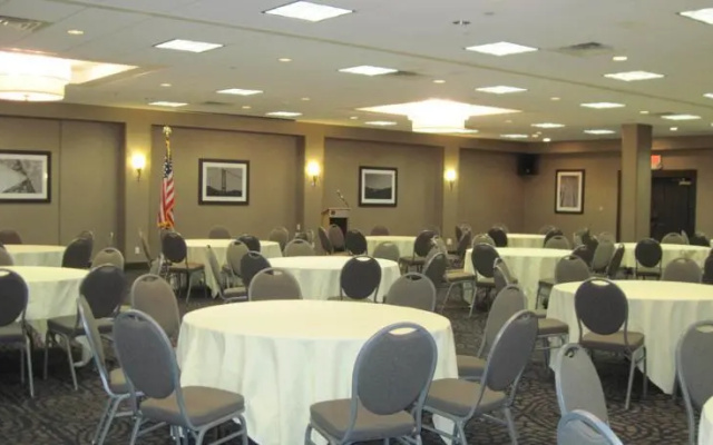 photo 3 of Holiday Inn Kingston
