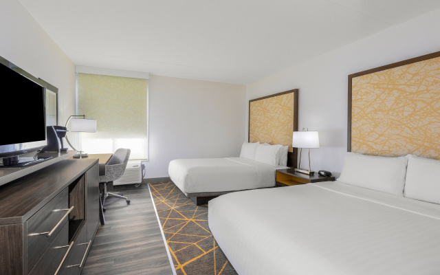 photo 4 of Holiday Inn La Mirada – Buena Park by IHG