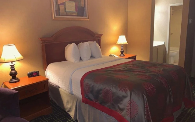 photo 3 of The Garden Plaza Hotel and Conference Center