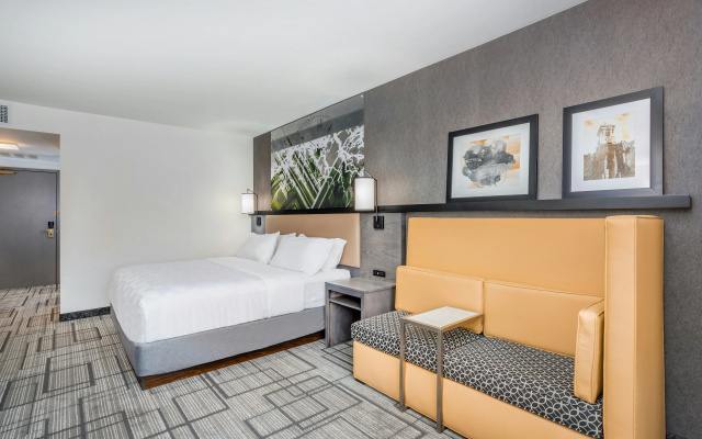 photo 3 of Holiday Inn Lafayette-City Centre by IHG