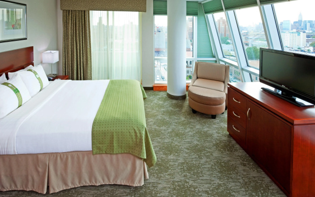 photo 3 of Holiday Inn L.I. City Manhattan View