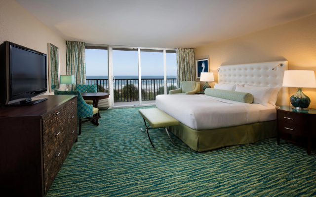photo 5 of Cirque St. Armands Beachside