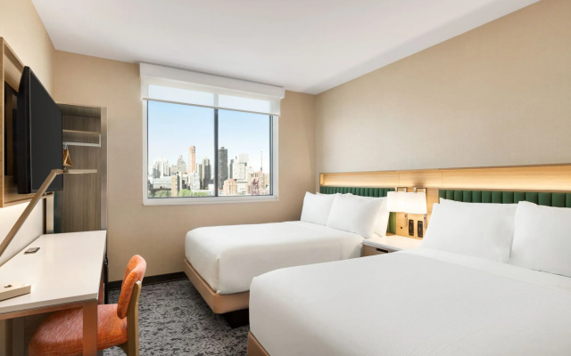 photo 5 of Holiday Inn Long Island City - LaGuardia West