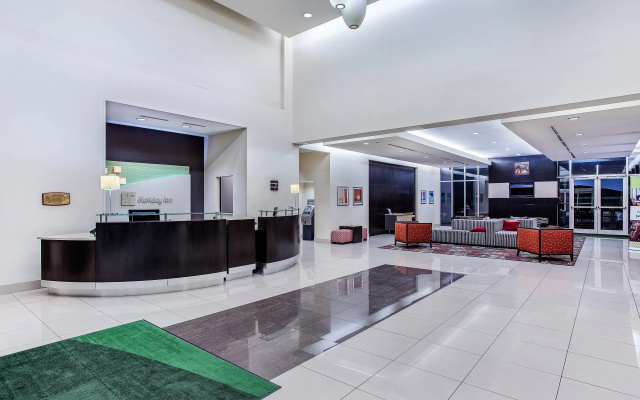 photo 2 of Holiday Inn Louisville Airport - Fair/Expo by IHG