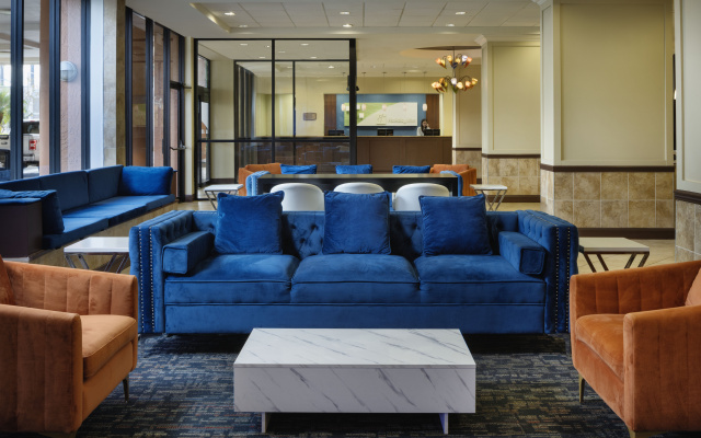 photo 2 of Holiday Inn & Suites Orlando SW - Celebration Area by IHG