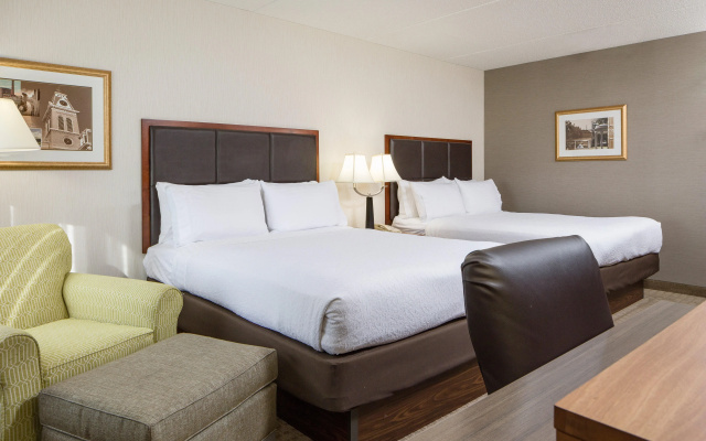 photo 4 of Holiday Inn Manchester Airport by IHG