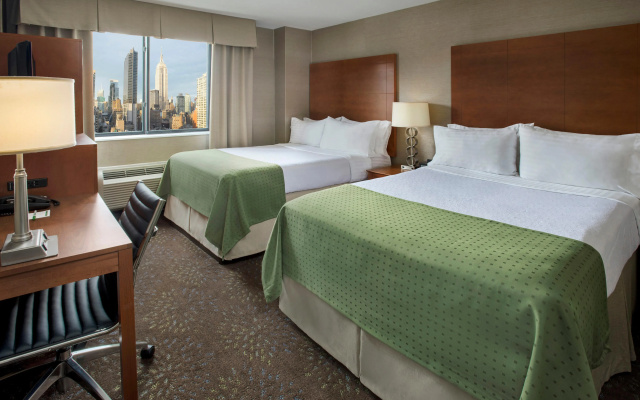 photo 3 of Holiday Inn Manhattan 6th Ave - Chelsea by IHG