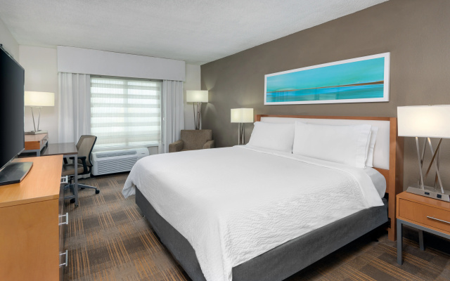 photo 3 of Holiday Inn Miami-Doral Area by IHG