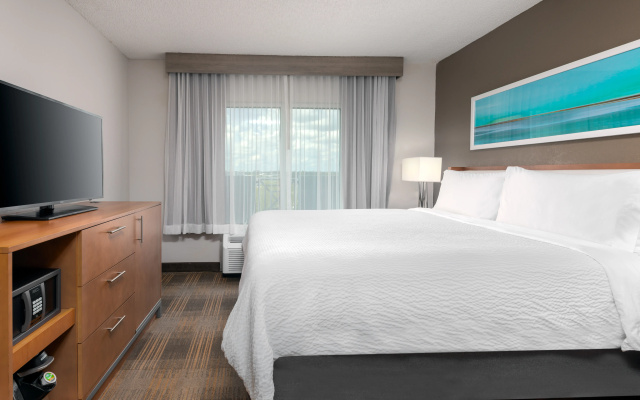 photo 4 of Holiday Inn Miami-Doral Area by IHG