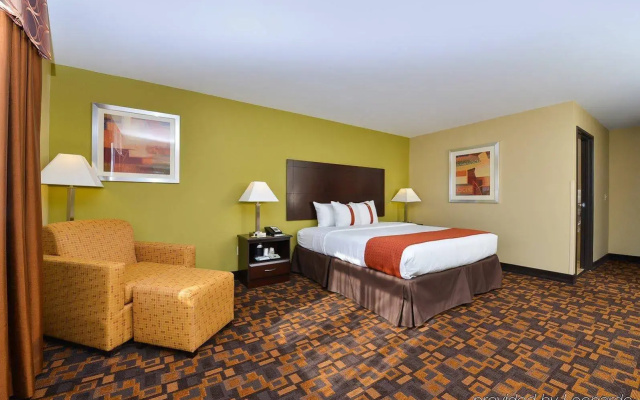 photo 4 of Holiday Inn Mt. Prospect Chicago