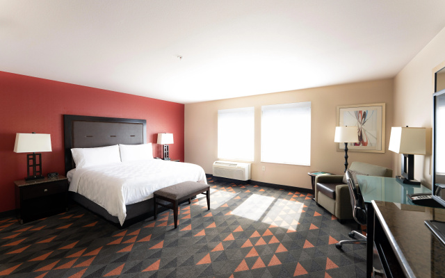 photo 4 of Holiday Inn Oceanside Camp Pendleton Area by IHG