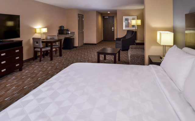 photo 5 of Holiday Inn Ontario Airport by IHG