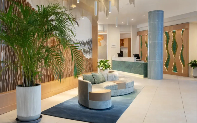photo 2 of Delta Hotels by Marriott West Palm Beach