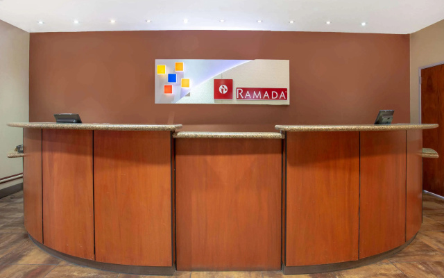 photo 2 of Holiday Inn Express & Suites Phoenix Midtown by IHG