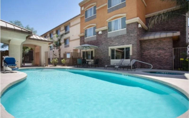 photo 5 of Holiday Inn Phoenix-tempe
