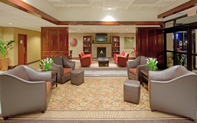photo 2 of Holiday Inn Portsmouth by IHG