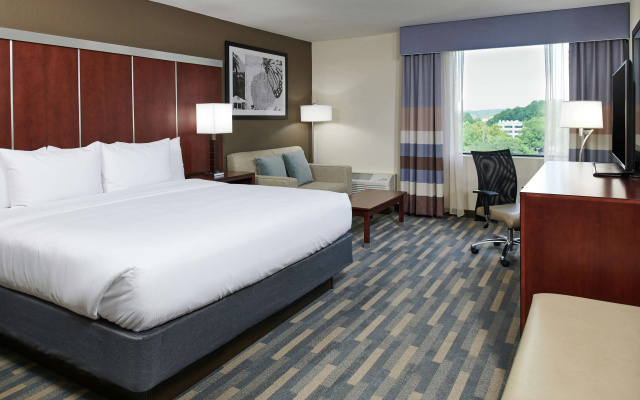 photo 3 of DoubleTree by Hilton Raleigh Crabtree Valley
