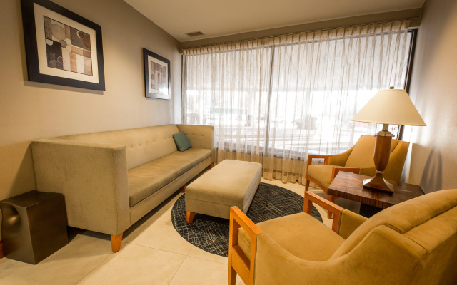 photo 2 of Holiday Inn Raleigh Downtown