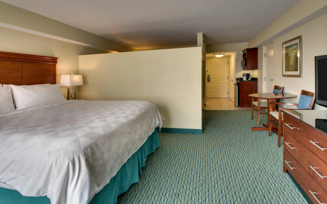 photo 3 of Holiday Inn Resort Orlando - Lake Buena Vista by IHG