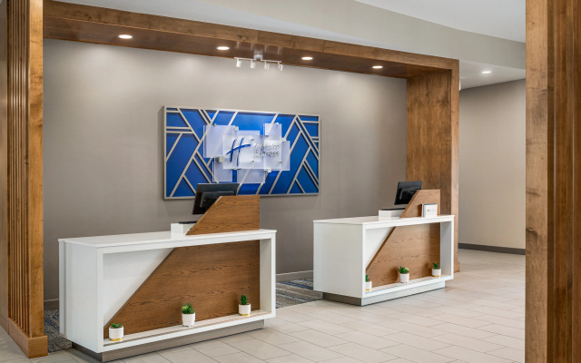 photo 3 of Holiday Inn Express Richmond by IHG