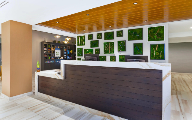 photo 2 of Hotel Indigo Rochester – Mayo Clinic Area by IHG
