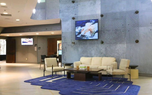 photo 2 of DoubleTree by Hilton Boston - Rockland