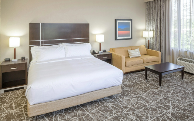 photo 4 of DoubleTree by Hilton Boston - Rockland