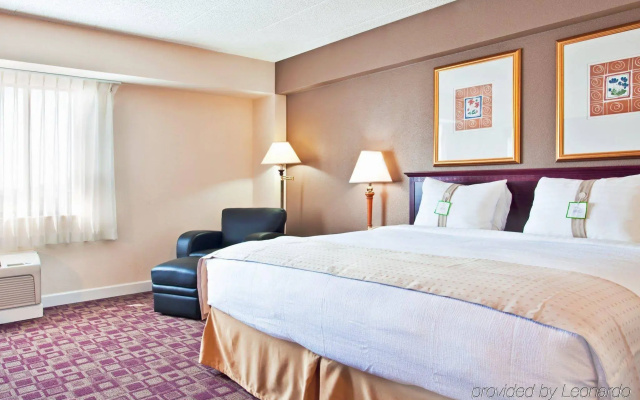 photo 2 of Holiday Inn Rolling Meadows - Schaumburg Area